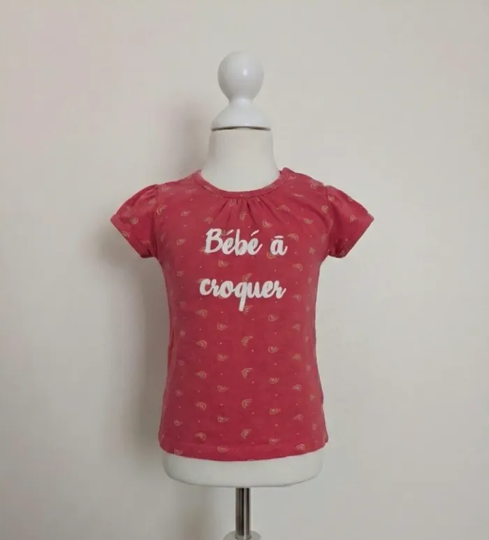 T-shirt rose "Bébé à croquer" - Mots d'Enfants - 24 mois (Petit prix / Tache)