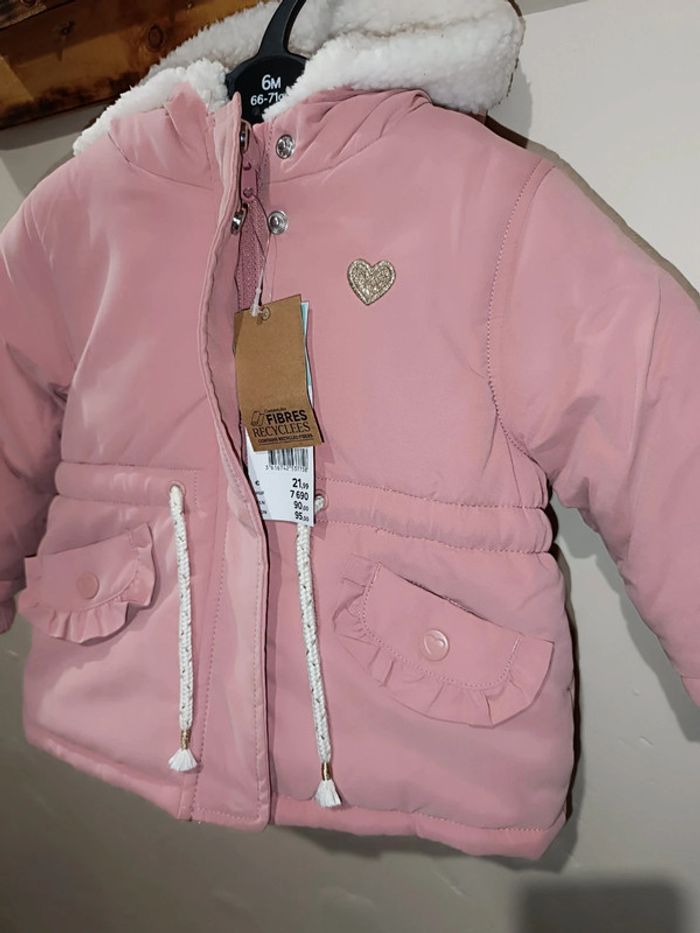 🌟 Manteau fille 6 mois Neuf 🌟 - photo numéro 2
