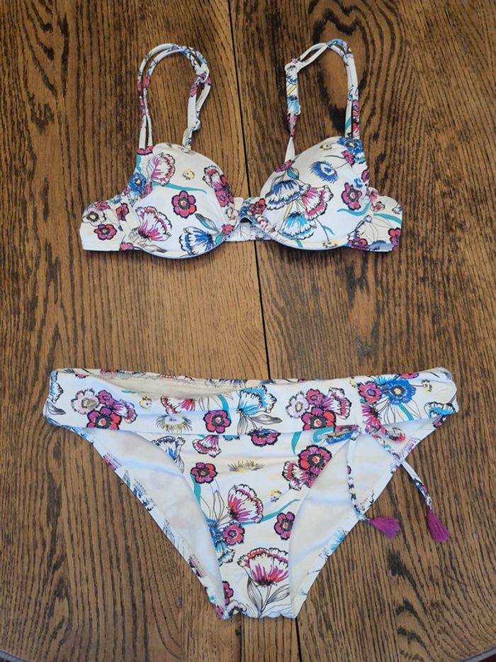 Jolie Bikini S.Oliver bas fr 40 haut 40 cup B - photo numéro 2