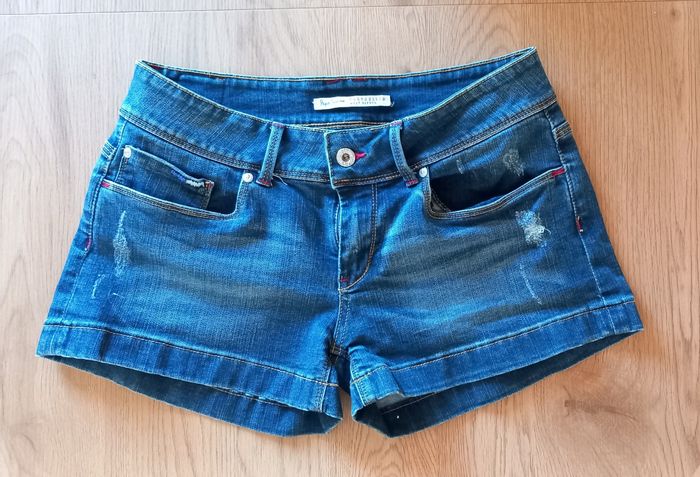 Très très beau short Pépé Jeans taille 40