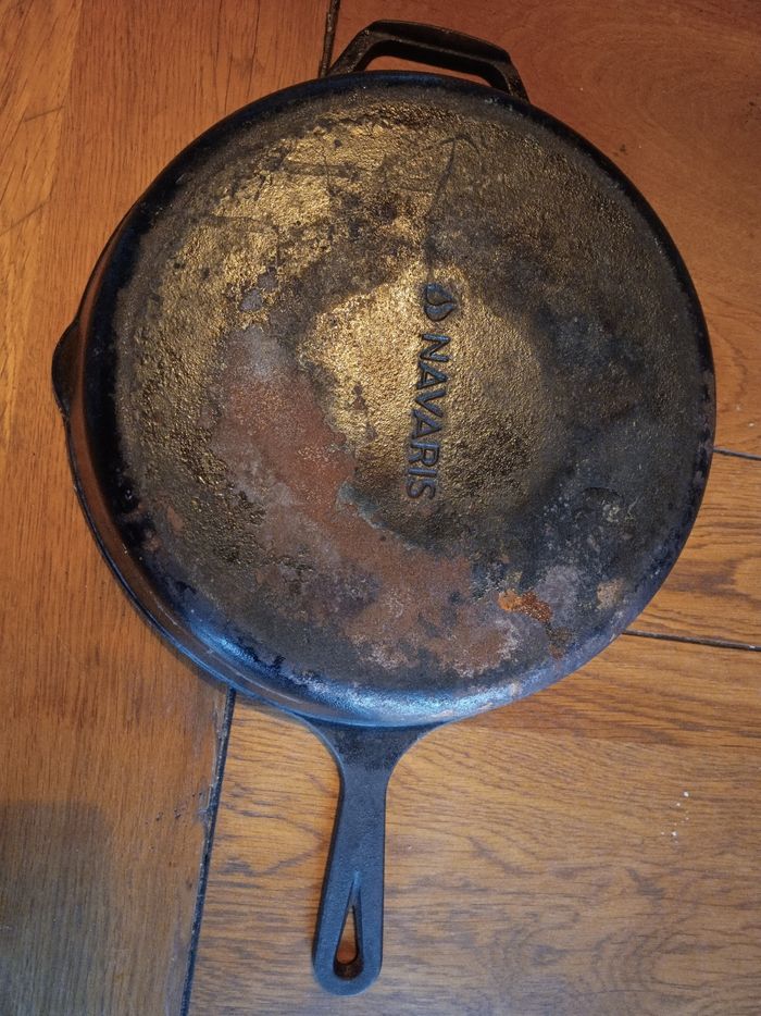 Poêle en fonte naturelle 30 cm - photo numéro 2