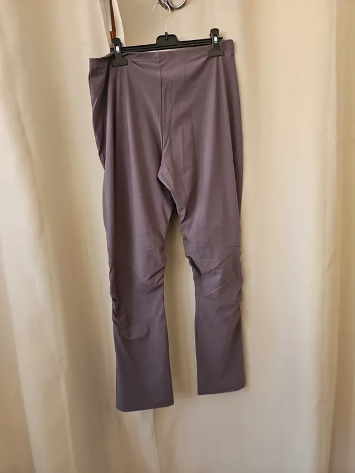 Leggings lycra gris - photo numéro 3