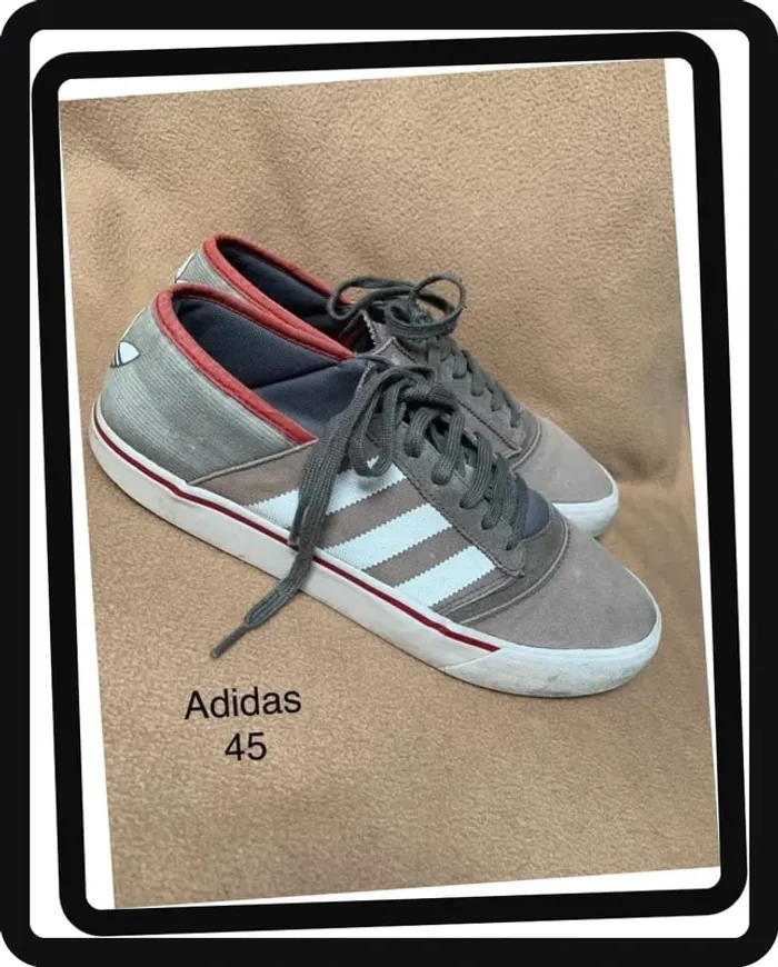 Adidas baskets homme/grand ado P/45 en toile