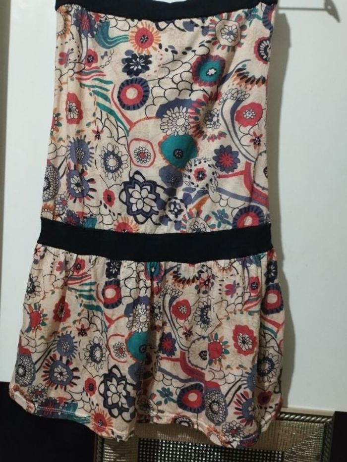 Robe mi-longue