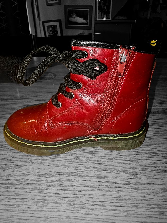 Bottines filles rouges vernies style.doc martens - photo numéro 5