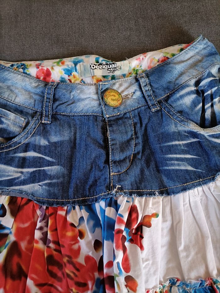 Jupe courte Desigual taille 34 - photo numéro 3