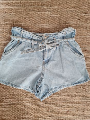 Short zara 13 /14 ans neuf