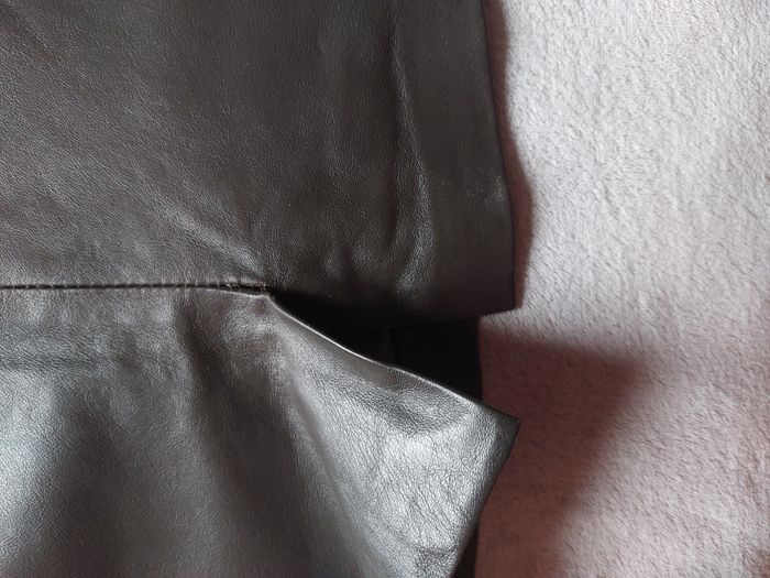 Jupe en cuir marron glacé taille 34-36 - photo numéro 3