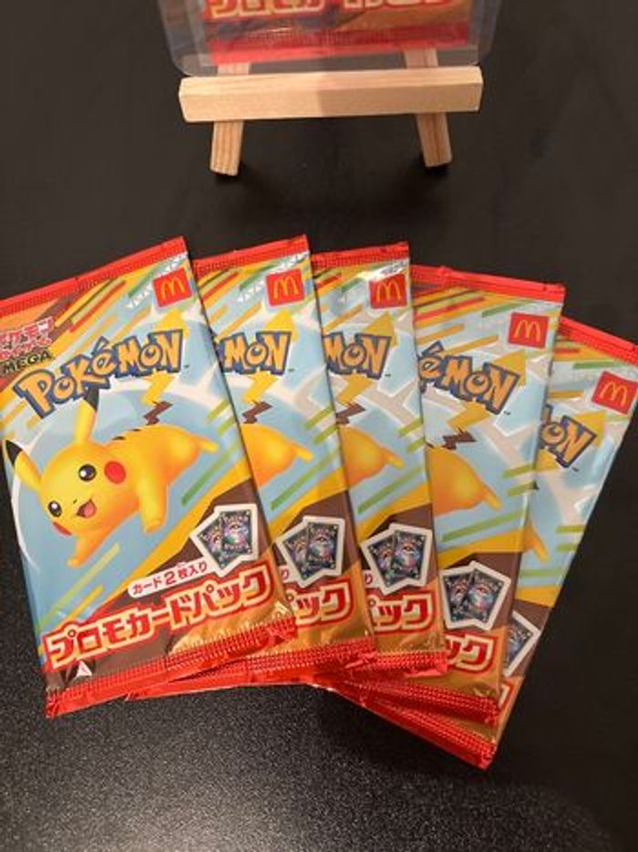 Booster Pikachu Mcdonald's 020/M-Promo 2025 - photo numéro 2