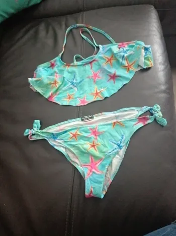 Maillot deux pièces calzedonia 10 ans
