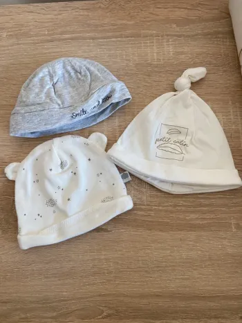 Lot 3 bonnet Bebe Orchestra neuf