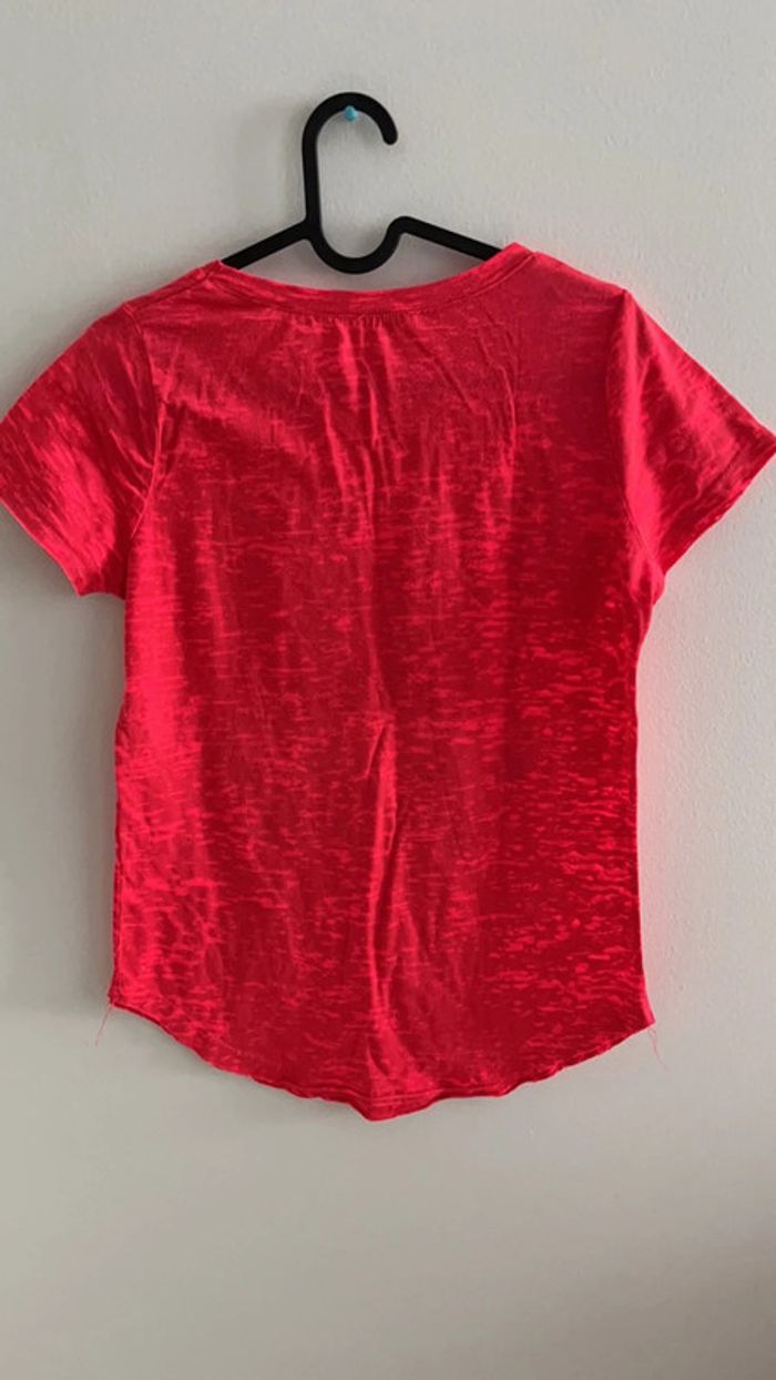 T-shirt rose fluo - photo numéro 2