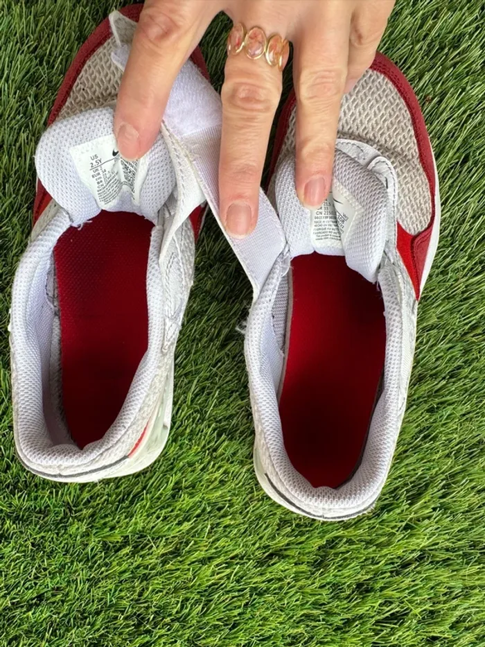 Baskets Nike Air rouge et blanche pointure 34 en TBE - photo numéro 6