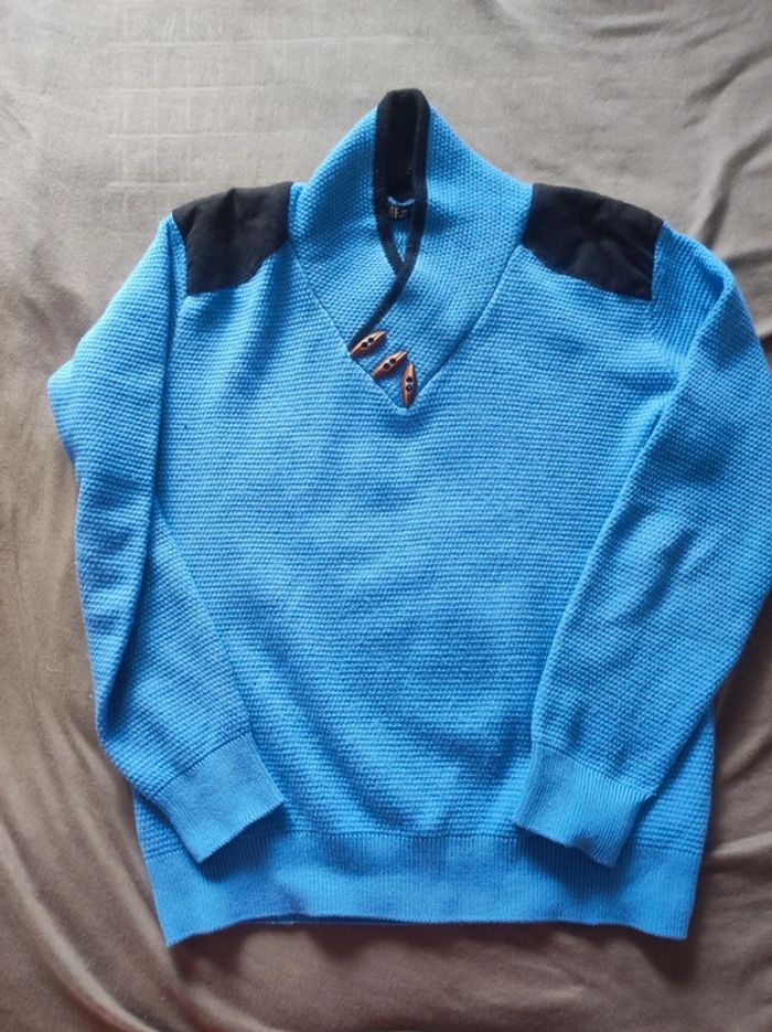 Pull à col L - photo numéro 2