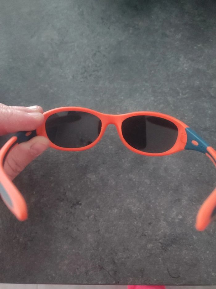 Lunette soleil 24 mois - photo numéro 3