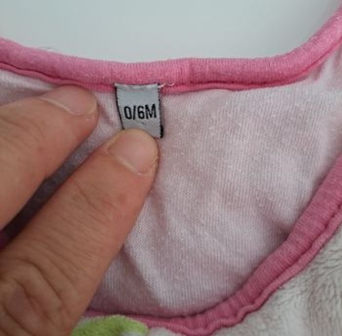 Ensemble gigoteuse et pyjama fille 0-6 mois TBE - photo numéro 4