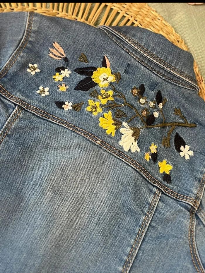 Veste en jean 24 mois broderie - photo numéro 2
