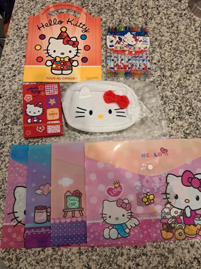 Hello Kitty : lot