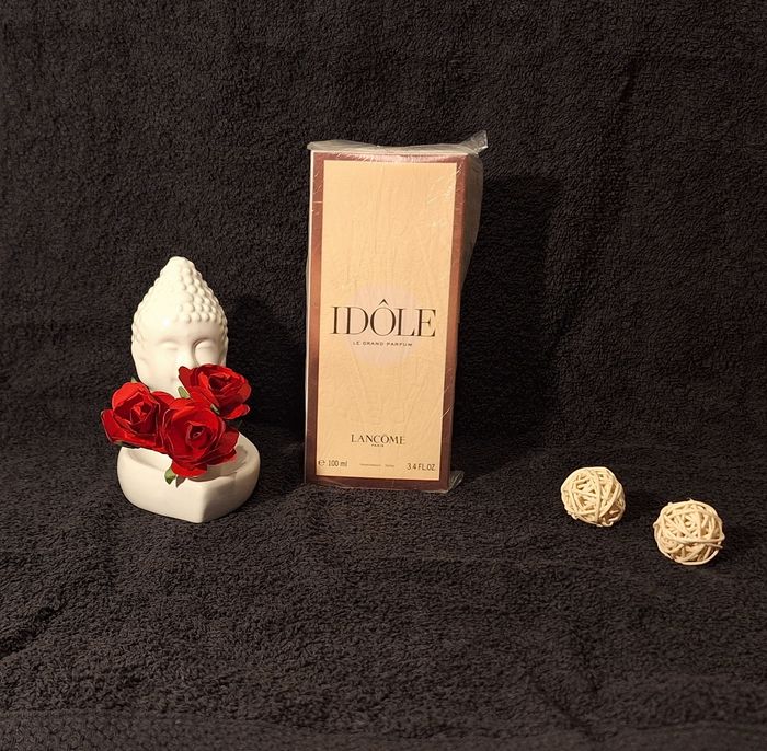 Le grand parfum "Idole " Lancôme 100ml - photo numéro 6