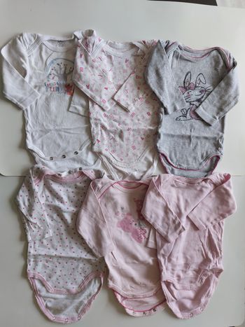 Lot 5 bodies 9 mois