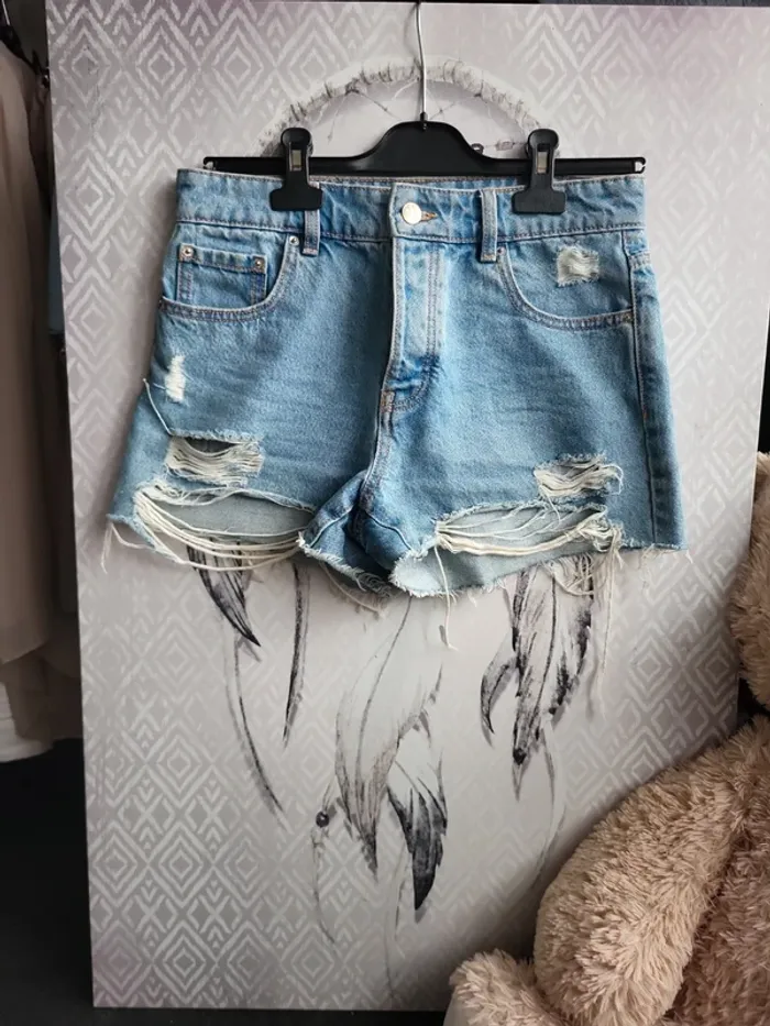 Short en jean destroy