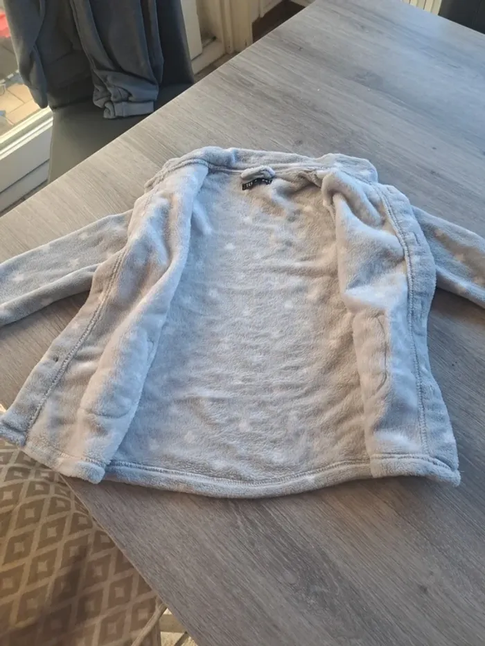 Peignoir polaire 3/4 ans - photo numéro 3