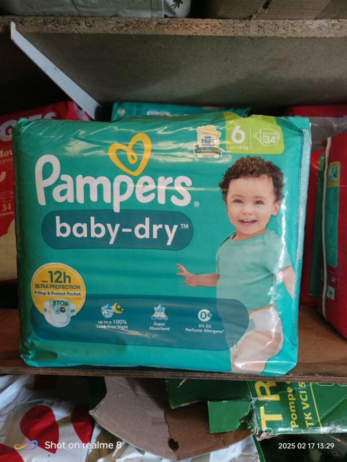 136 couches  baby dry  taille - photo numéro 2