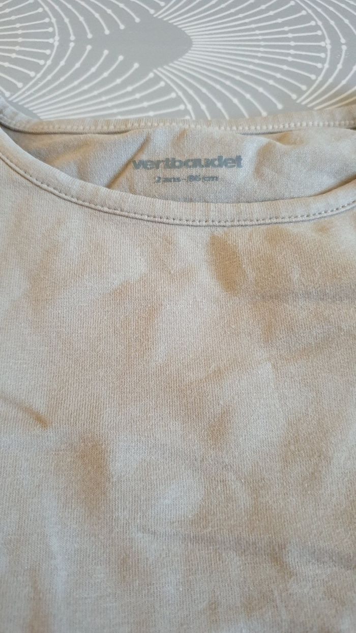 Ensemble beige et corail taille 24mois marque vertbaudet très bonne état - photo numéro 2