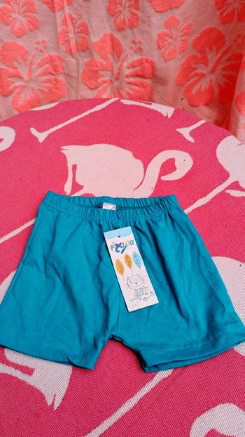 Short turquoise Pinokio 18 mois