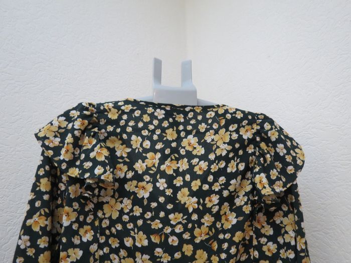 blouse fleurie vert foncé manches longues volantées - photo numéro 7