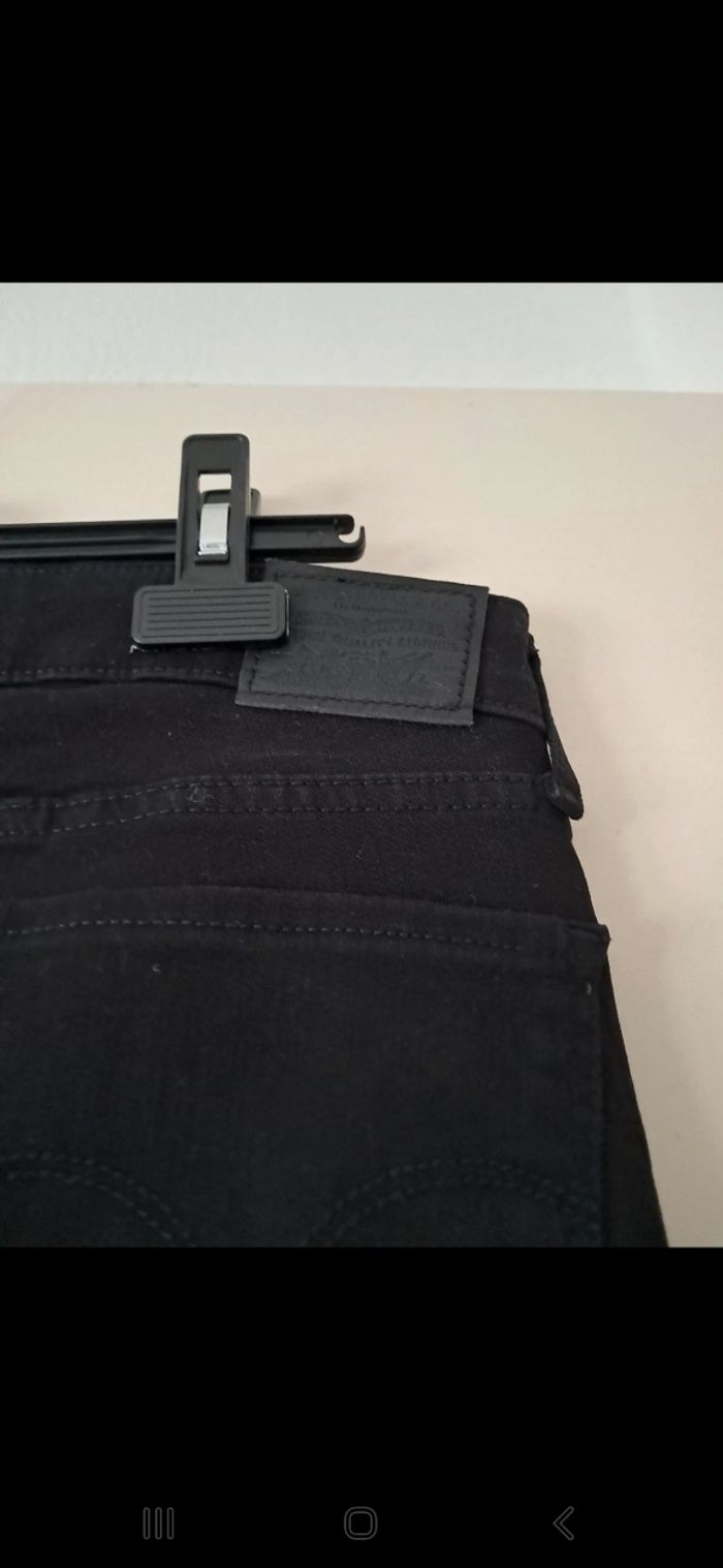 Pantalon noir levi's - photo numéro 5