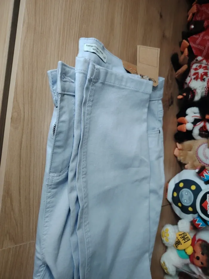 Lot 2 pantalon toile 7/8 taille 42 et 44 - photo numéro 2