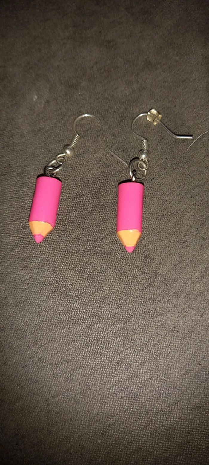 Boucle d'oreille crayon - photo numéro 2