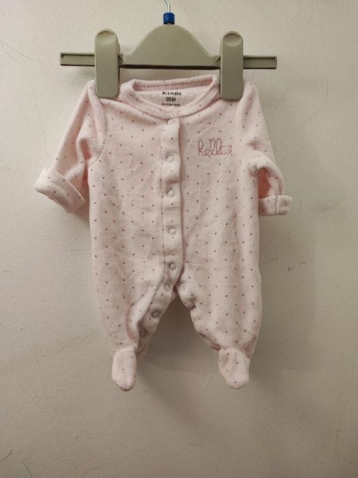 Dors bien bébé fille