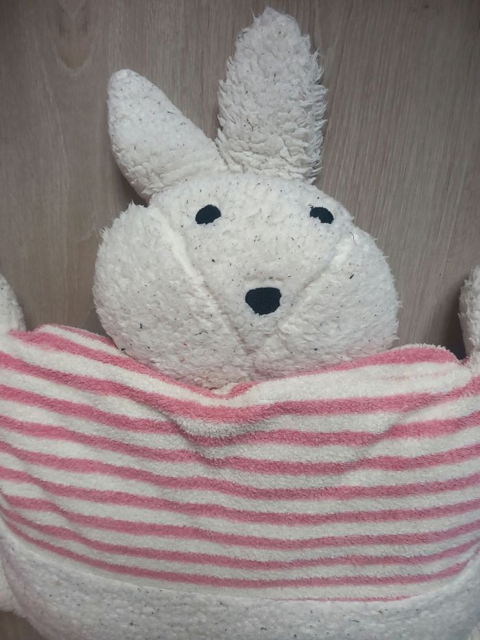 Peluche plate lapin blanche et rose - photo numéro 2