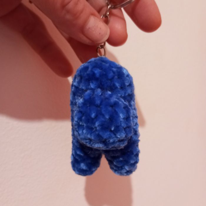 Porte-clés Among Us au crochet - photo numéro 4