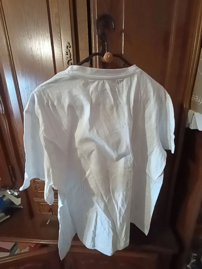 T shirt - photo numéro 2