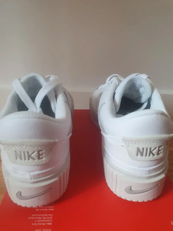 Nike Plateforme Legacy (36) - photo numéro 6