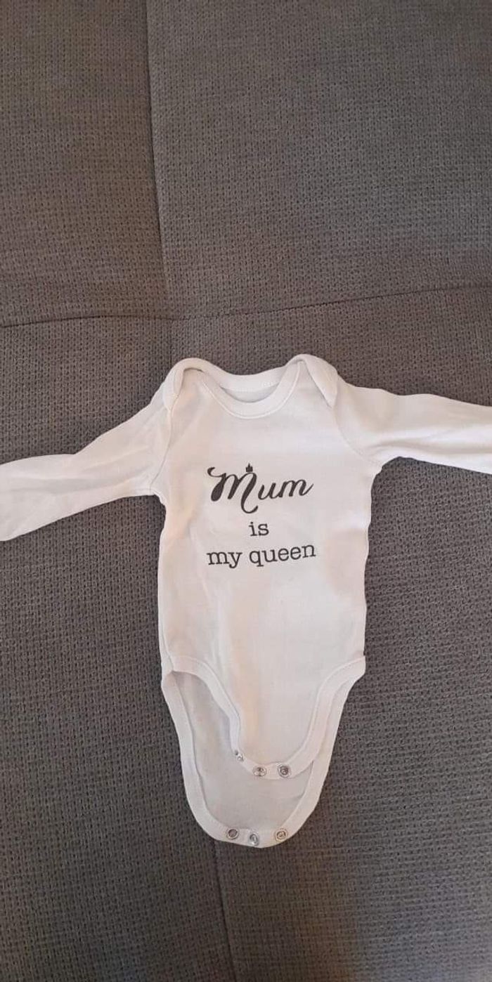 Plusieurs bodies taille 1 moi - photo numéro 2