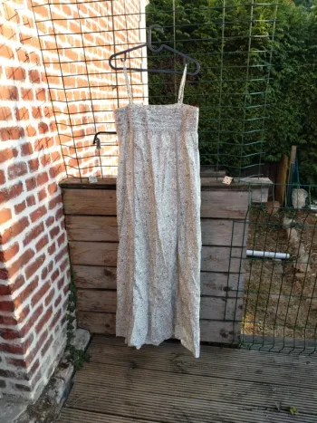 Robe longue fleurie détails dentelle  sud express