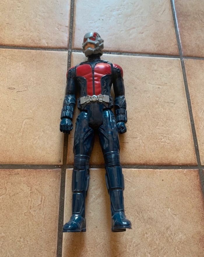 Figurine avengers