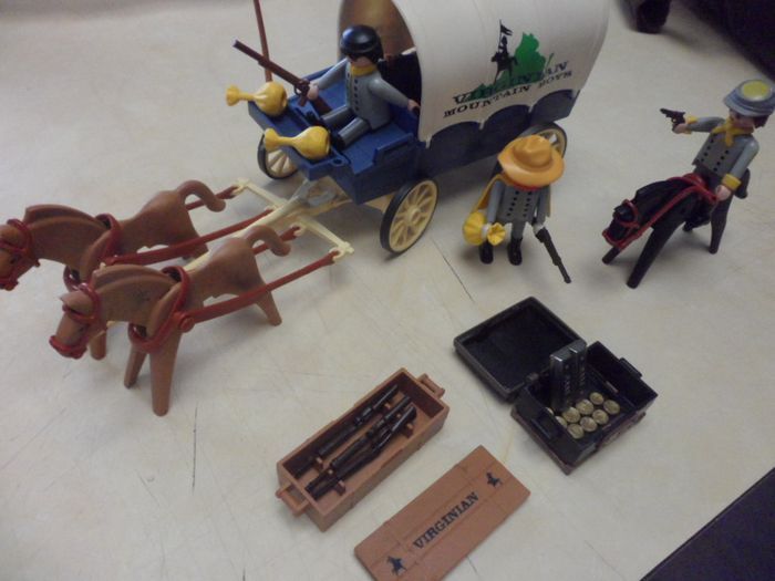 Playmobil chariot sudiste + divers Trés jolie - photo numéro 1