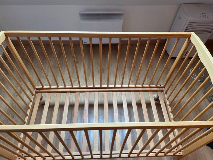 Lit à barreaux - photo numéro 2