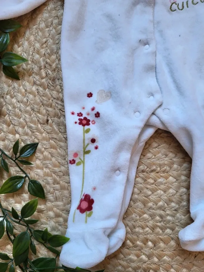 🌼 Pyjamas velour 1 mois fille, Vertabaudet 🌼 - photo numéro 2