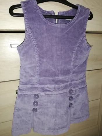 Robe en velour violet