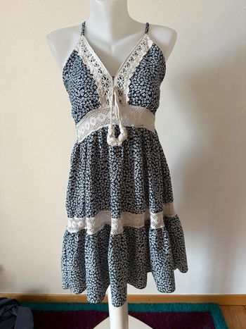 Robe bleu en très bon état taille 36