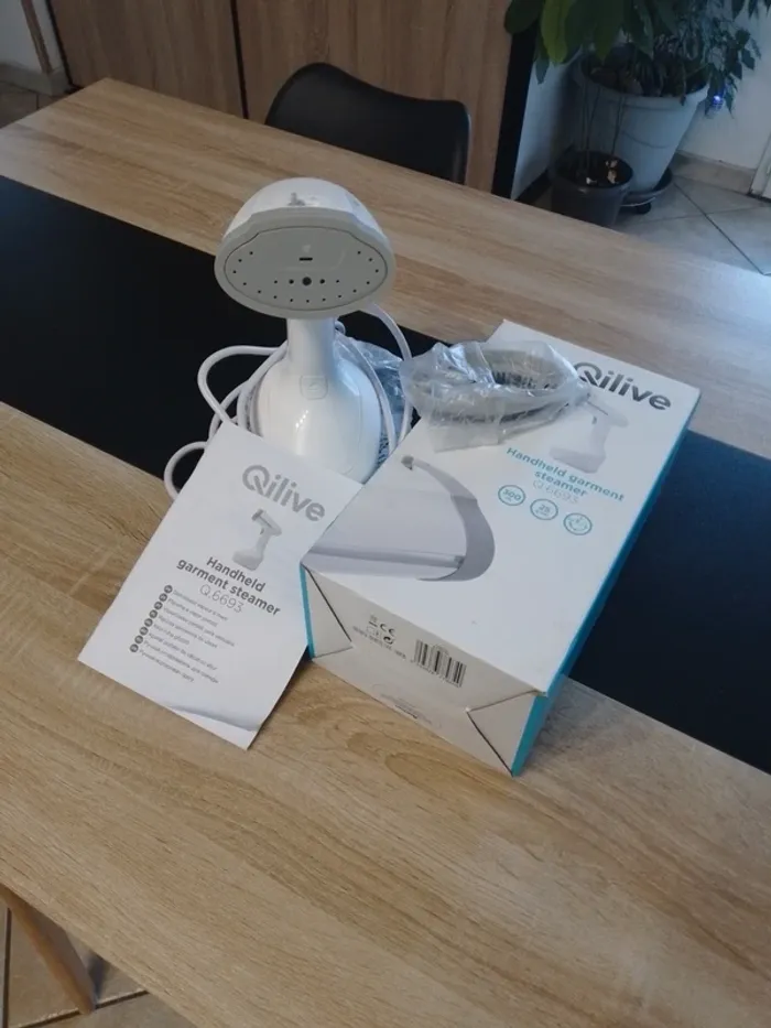Defroisseur vapeur à main qilive q6693