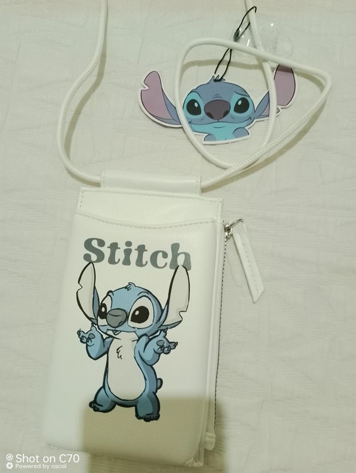 Disney sacoche téléphone cartes stitch