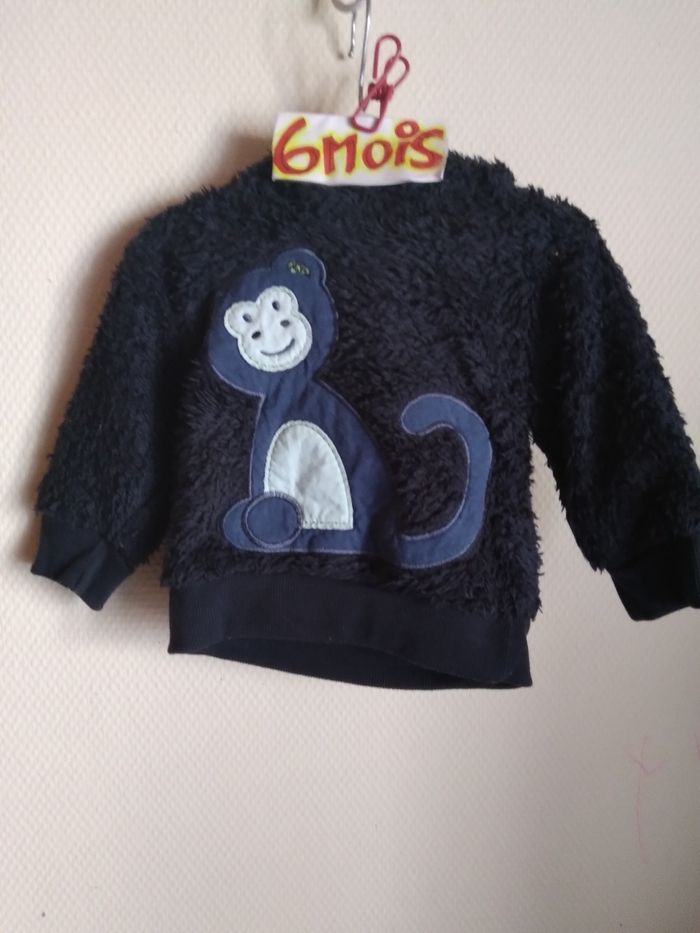 Sweat-shirt