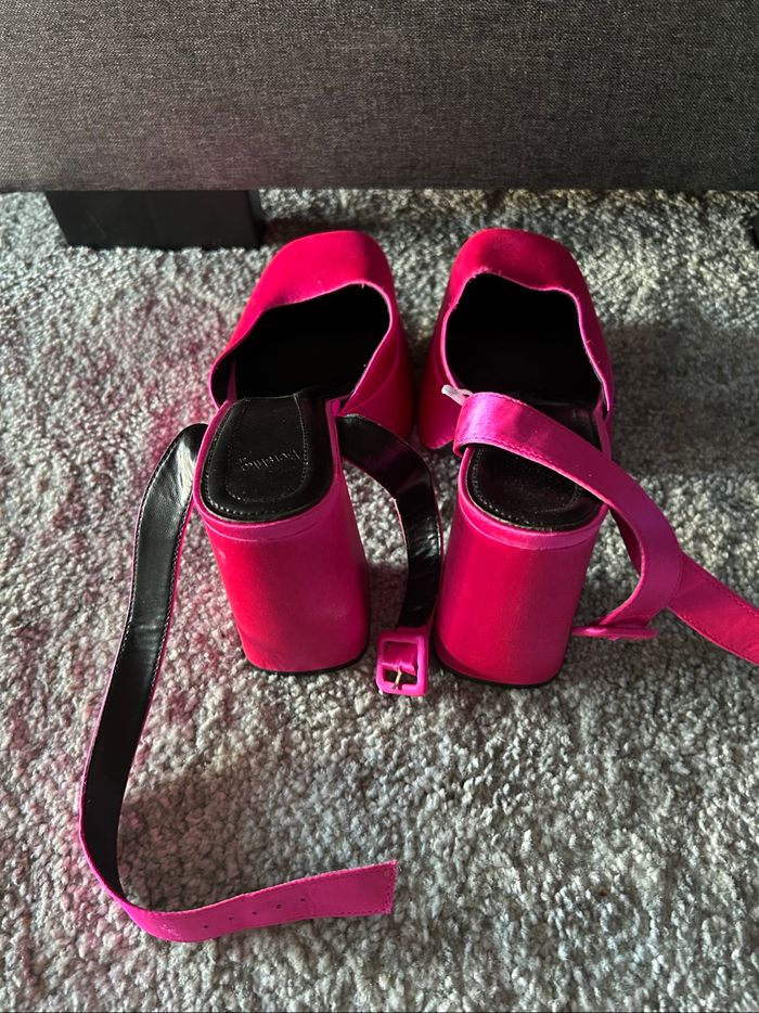 talons à plate-forme Bershka - photo numéro 2